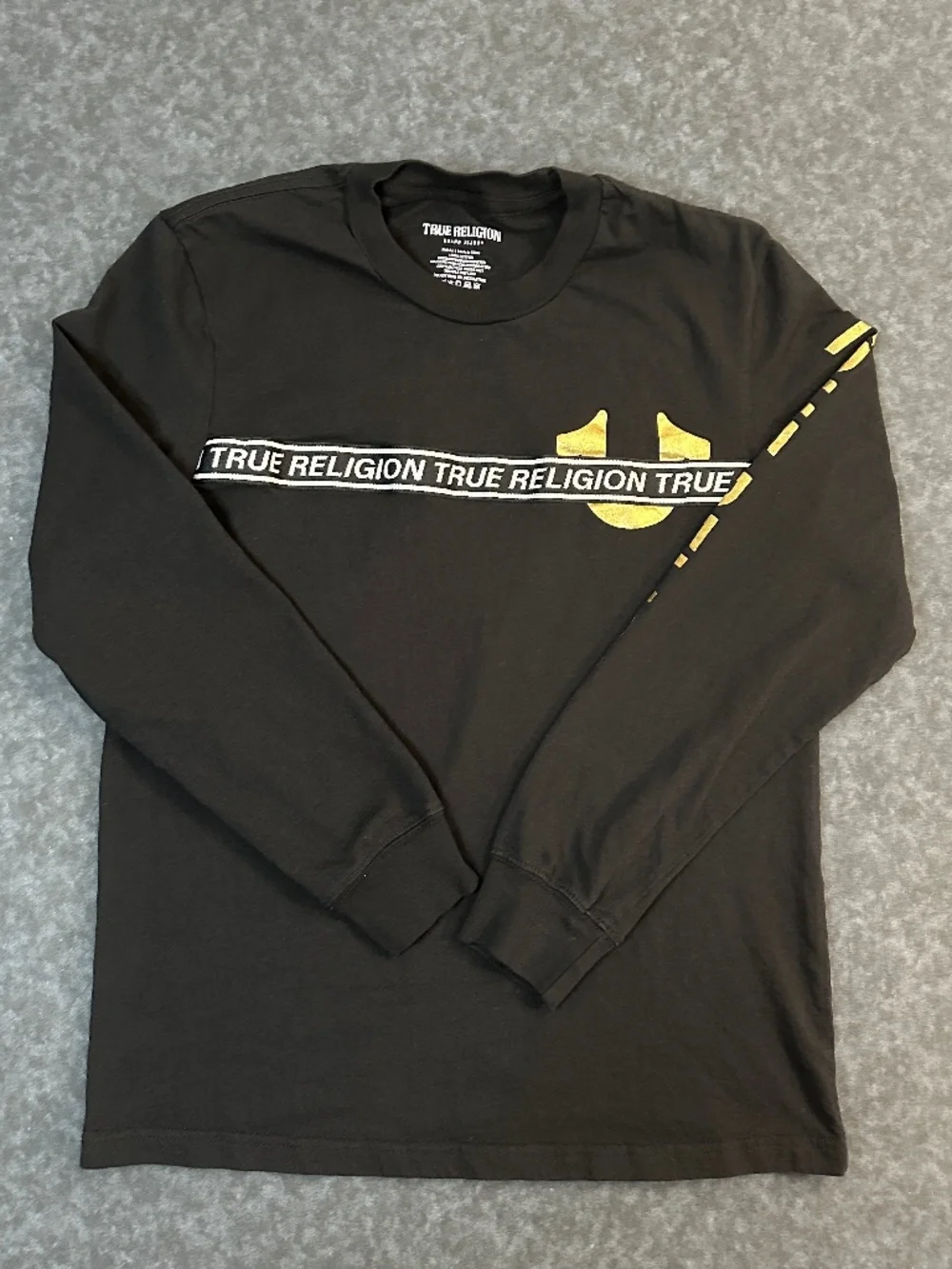 True Religion Long Sleeve Black and Gold T Shirt Size Small